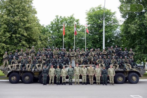 球队联合训练备战,探讨更多战术应对 球队联合训练备战,探讨更多战术应对