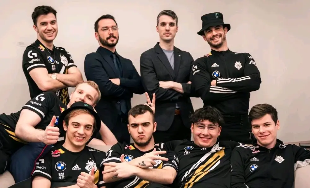 EG碾压C9,Uzi完成史诗逆转激烈交锋淘汰赛,技惊四座 EG碾压C9,Uzi完成史诗逆转激烈交锋淘汰赛,技惊四座