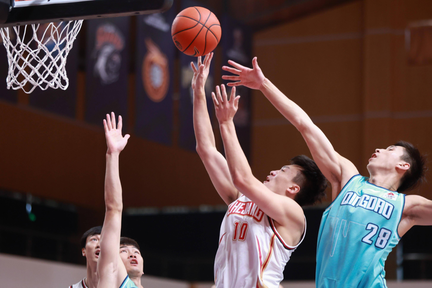 九游游戏-上海男篮力争主场击败浙江队