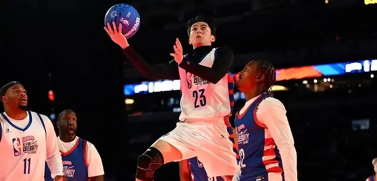 篮球明星才艺表演惊艳全场球迷 篮球明星才艺表演惊艳全场球迷