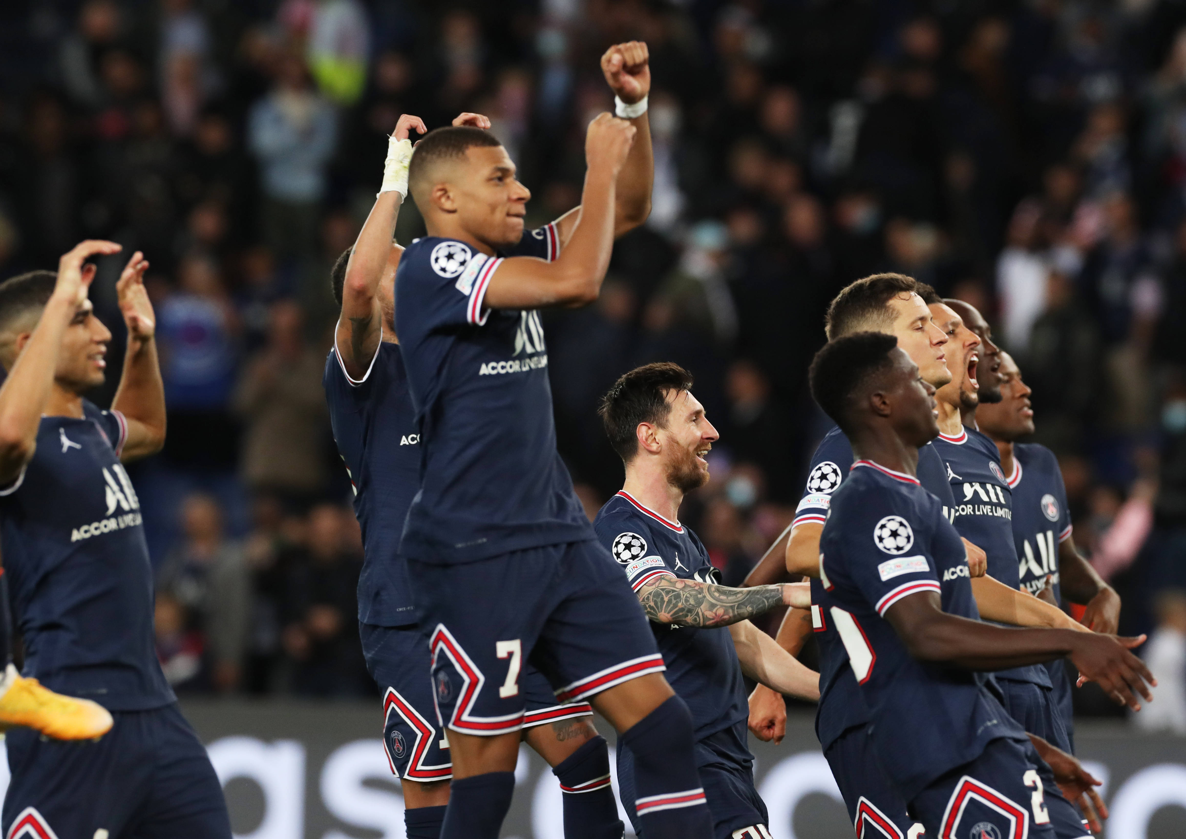 巴黎圣日耳曼连续胜利,领跑积分榜 巴黎圣日耳曼连续胜利,领跑积分榜