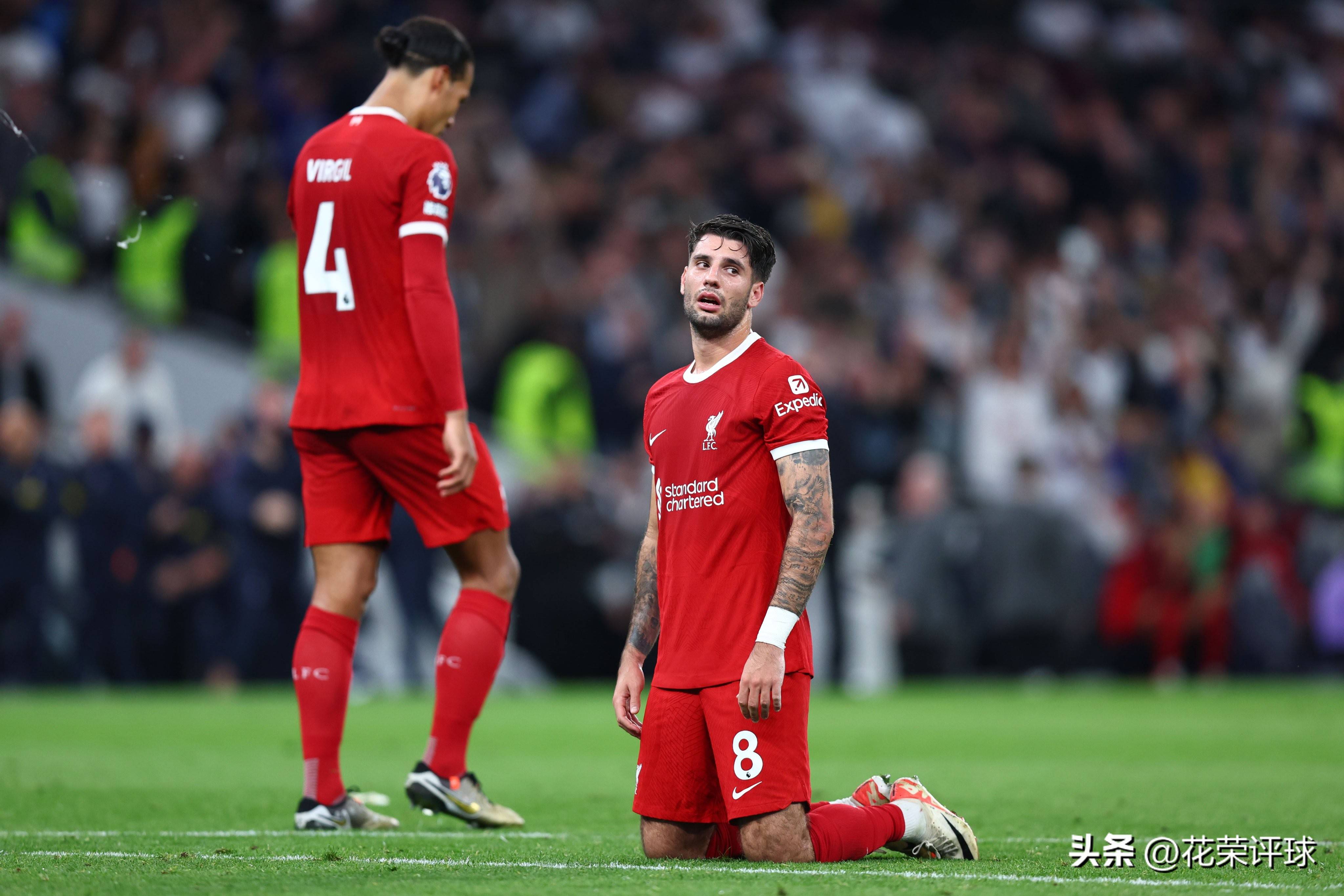 九游体育-斯托克城主场失利，英超降级形势日益严峻